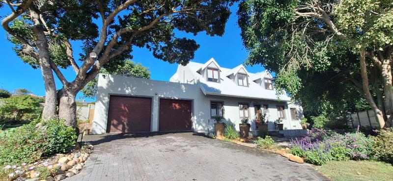 2 Bedroom Property for Sale in Fraaiuitsig Western Cape